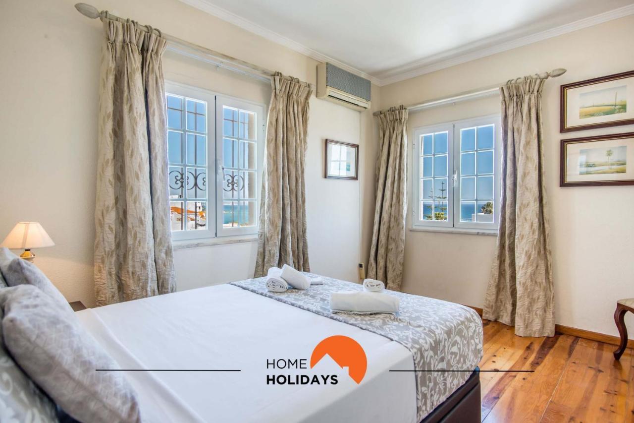 #128 Number 10 By Holidays Hébergement de vacances